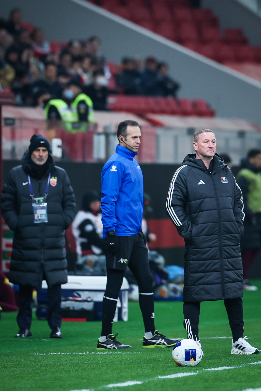 星空体育官网-关于冲刺阶段欧冠焦点战，上海海港扳平良机，信心回归，年轻球员得到机会的信息